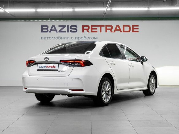 2021 Toyota Corolla XII (E210), белый, 1925000 рублей - вид 4
