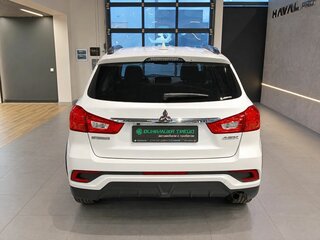 2018 Mitsubishi ASX I Рестайлинг 2, белый, 1849000 рублей, вид 5