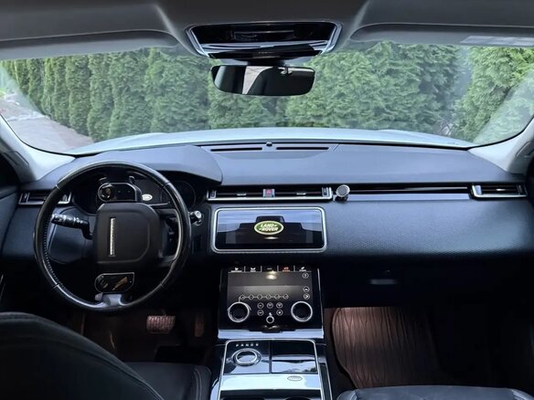 2017 Land Rover Range Rover Velar I, белый, 2900000 рублей - вид 5