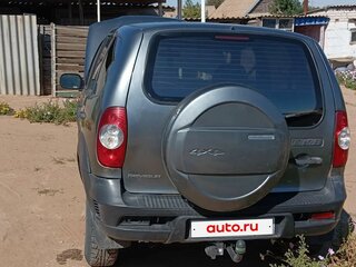 2009 Chevrolet Niva I Рестайлинг, серый, 500000 рублей, вид 3