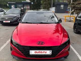 2021 Hyundai Elantra VII (CN7), красный, 2100000 рублей, вид 3