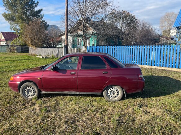 2005 Lada (ВАЗ) 2110, красный, 180000 рублей - вид 3