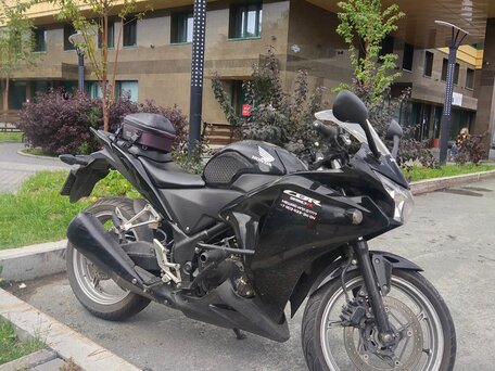 2011 Honda CBR 250R, чёрный, 230000 рублей, вид 1