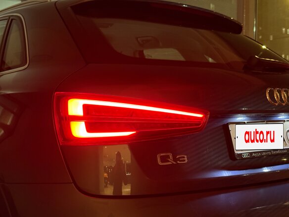 2016 Audi Q3 I (8U) Рестайлинг, синий, 2090000 рублей - вид 29