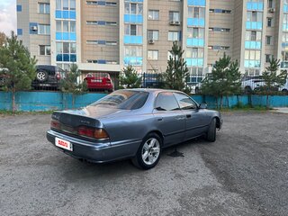 1990 Toyota Camry Prominent V30, серый, 180000 рублей, вид 3