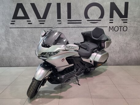 2025 Honda GL 1800 Gold Wing, серебристый, 3550000 рублей, вид 3