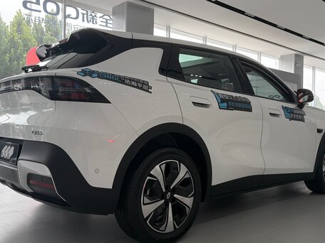 2026 Changan Qiyuan Q05 51.9 kWh II, серый, 1740000 рублей, вид 5