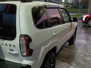 2024 Lada (ВАЗ) Niva Travel I, белый, 1230000 рублей, вид 2