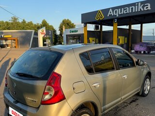 2012 Renault Sandero I, бежевый, 610000 рублей, вид 4