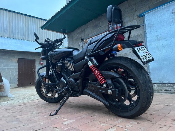2017 Harley-Davidson Street Rod, чёрный, 700000 рублей - вид 2