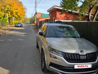 2021 Skoda Kodiaq I, коричневый, 3100000 рублей, вид 5