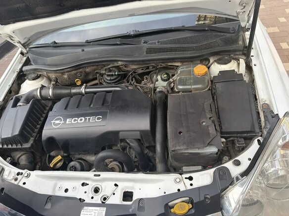 2008 Opel Astra H Рестайлинг, белый, 480000 рублей - вид 8