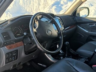 2005 Toyota Land Cruiser Prado 5-speed 120 Series, серый, 2200000 рублей, вид 4