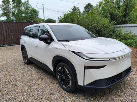2026 Toyota bZ3X 58.3 kWh, белый, 2950000 рублей, вид 3