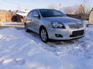 2007 Toyota Avensis II Рестайлинг, серебристый, 960000 рублей, вид 2