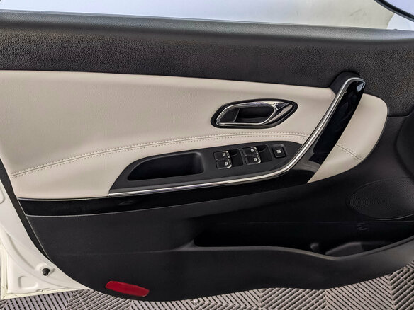 2018 Kia Ceed II Рестайлинг, белый - вид 18