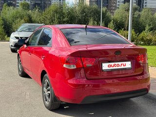2013 Kia Cerato 6-speed II, красный, 760000 рублей, вид 4