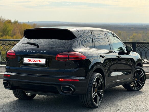 2014 Porsche Cayenne Diesel II Рестайлинг (958), чёрный - вид 1