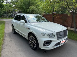 2021 Bentley Bentayga I Рестайлинг, белый, 15900000 рублей, вид 3