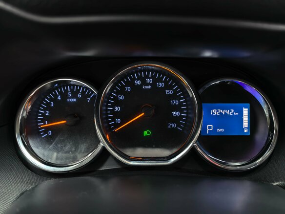 2017 Renault Duster I Рестайлинг, белый, 940000 рублей - вид 10