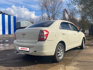 2013 Chevrolet Cobalt II, бежевый, 380000 рублей, вид 4