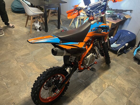 2025 Kayo Evolution YX140EM, голубой, 85000 рублей - вид 1