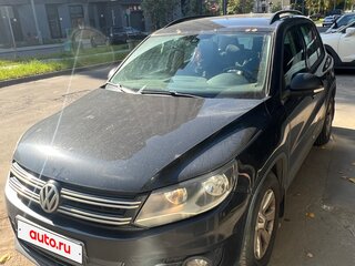 2012 Volkswagen Tiguan I Рестайлинг, чёрный, 900000 рублей, вид 1