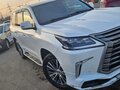 2015 Lexus LX 450d III Рестайлинг 2, белый, 5400000 рублей - вид 3