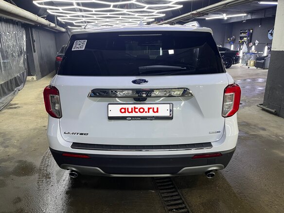 2020 Ford Explorer VI, белый, 4550000 рублей - вид 2