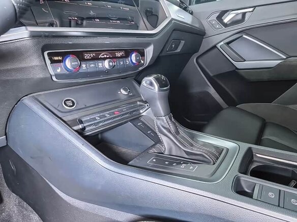 2023 Audi Q3 Sportback 35 TFSI MHEV II (F3), серый, 2440000 рублей - вид 15