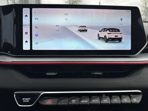2023 Geely Coolray I Рестайлинг, серый, 1770000 рублей - вид 16