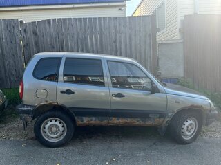 2005 Chevrolet Niva I, серый, 150000 рублей, вид 3