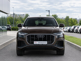 2019 Audi Q8 55 TFSI I (4M), коричневый, 5398720 рублей, вид 3