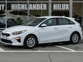 2021 Kia Ceed III, белый, 1650000 рублей, вид 1