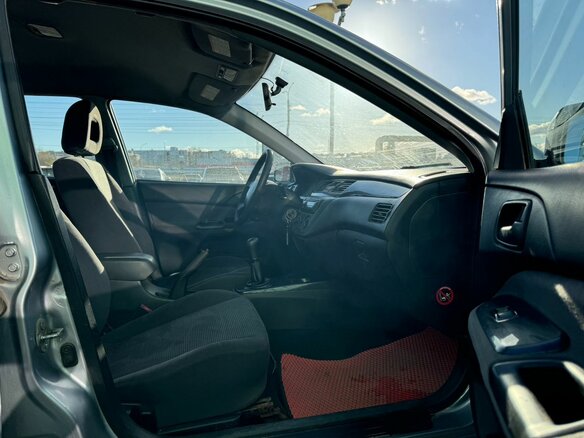 2004 Mitsubishi Lancer IX, серебристый, 140000 рублей - вид 10