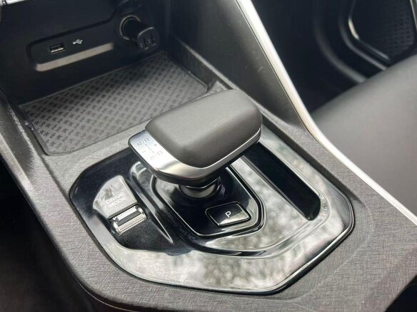 2022 Geely Coolray I, белый - вид 9