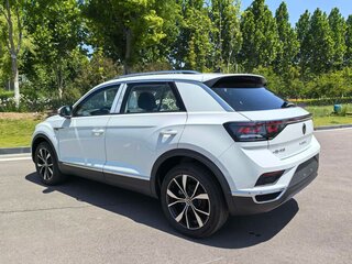 2026 Volkswagen T-Roc I (China Market) Рестайлинг, белый, 2350000 рублей, вид 5