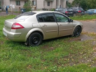 2006 Renault Megane II Рестайлинг, бежевый, 295000 рублей, вид 3