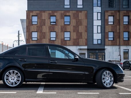 2008 Mercedes-Benz E-Класс 280 III (W211, S211) Рестайлинг, чёрный, 2850000 рублей, вид 2