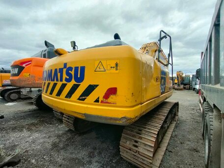 2022 Komatsu PC210, жёлтый, 9000000 рублей, вид 3