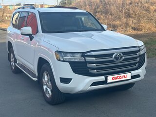 2022 Toyota Land Cruiser 300 Series, белый, 9400000 рублей, вид 4