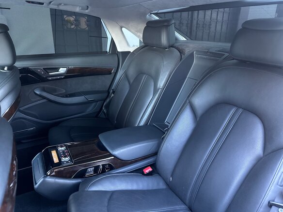 2015 Audi A8 III (D4) Рестайлинг, чёрный, 2650000 рублей - вид 4