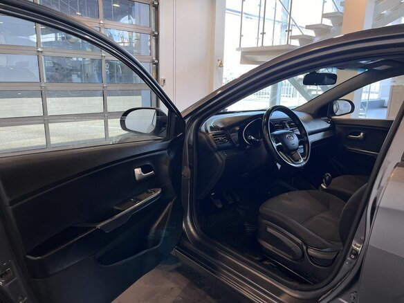 2012 Kia Rio III, серый, 600000 рублей - вид 20
