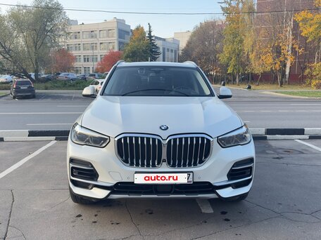 2021 BMW X5 30d IV (G05/G18), белый, 7000000 рублей, вид 2