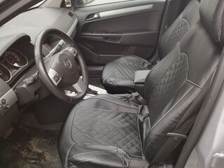 2014 Opel Astra H Рестайлинг, серебристый, 650000 рублей, вид 5