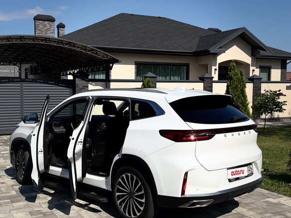 2022 Exeed TXL I Рестайлинг, белый, 2100000 рублей - вид 5