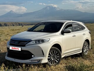 2017 Toyota Harrier III (XU60) Рестайлинг, белый, 2900000 рублей, вид 2