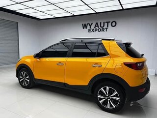 2022 Kia KX1, жёлтый, 1395000 рублей, вид 4