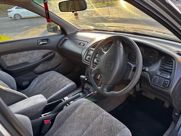 1998 Honda Accord VI, серебристый - вид 9