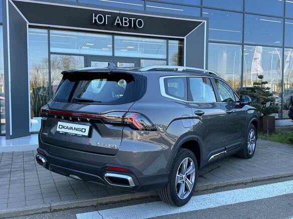 2026 Geely Okavango I Рестайлинг, серый, 4085990 рублей - вид 4